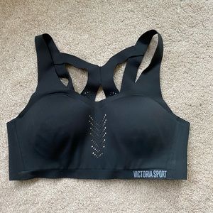 Victoria Secret sports bra